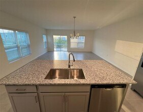 680 Stoney Pointe Cir in Davenport, FL - Building Photo - Building Photo