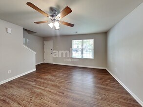 6227 Thompson Brook Lane in Charlotte, NC - Building Photo - Building Photo