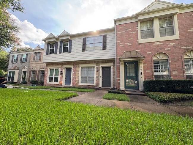 property at 2910 Grants Lake Blvd