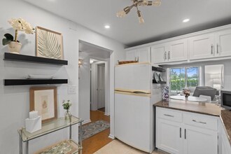 750 NE Spanish River Blvd in Boca Raton, FL - Building Photo - Building Photo