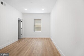 3216 W Diamond St in Philadelphia, PA - Building Photo - Building Photo