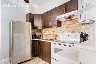 64 Avenue Duluth O in Montréal, QC - Building Photo