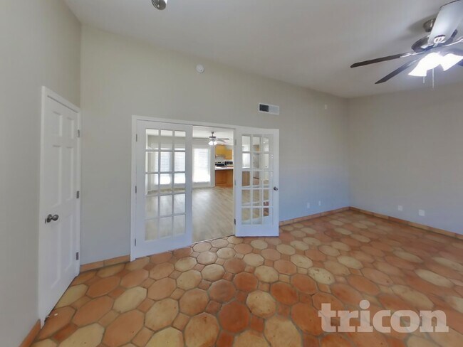 4809 W Cochise Dr in Glendale, AZ - Building Photo - Building Photo