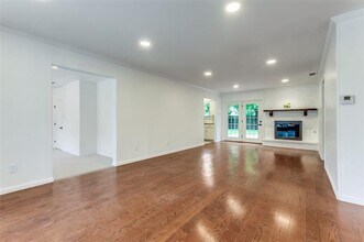 2718 Runningbrook Ln in Dallas, TX - Building Photo - Building Photo