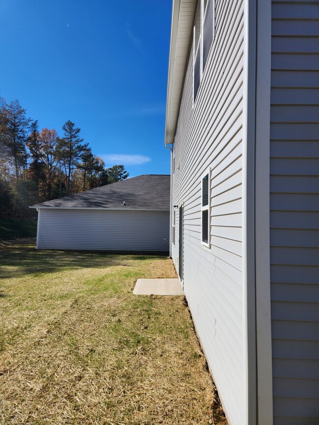 2404 Cranberry Wy in Salisbury, NC - Building Photo - Building Photo