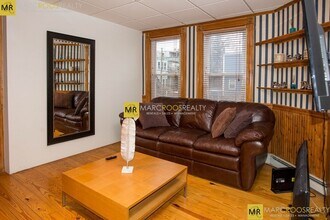132 Bremen St, Unit #1 in Boston, MA - Building Photo - Building Photo