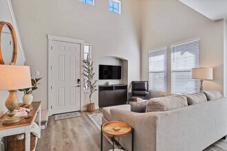 17065 N Hounslow Wy in Nampa, ID - Building Photo - Building Photo