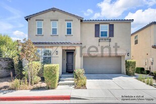 2409 Via Alicante in Corona, CA - Building Photo