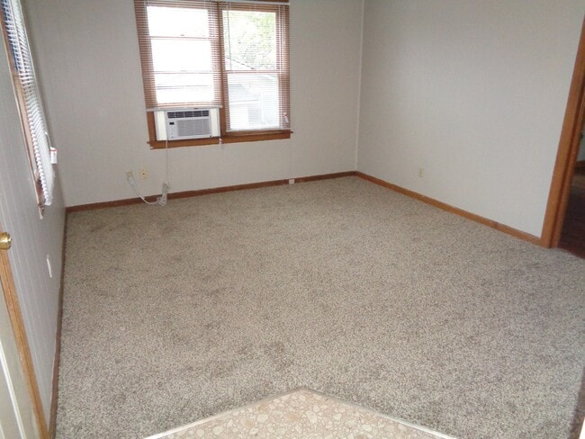 1640 N Holyoke St in Wichita, KS - Building Photo - Building Photo