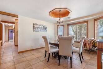 2344 W Ave M-4 in Palmdale, CA - Building Photo - Building Photo