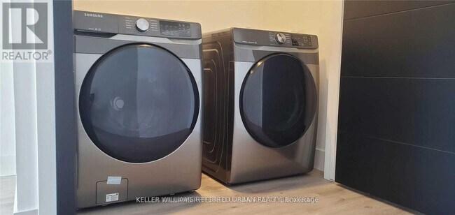 2214 Tokala Trl in London, ON - Building Photo - Building Photo