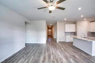 6713 Coalinga Ln in Pflugerville, TX - Building Photo - Building Photo