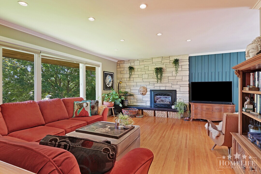 10945 Lawrie Crescent in Delta, BC - Building Photo