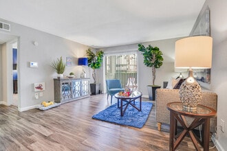 Westmount At Copper Mill in Houston, TX - Building Photo - Building Photo