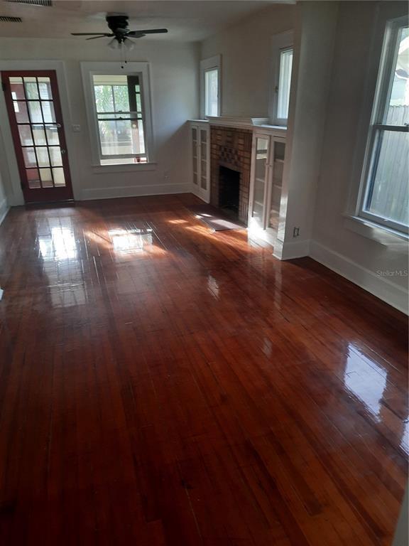 1182 8th St N in St. Petersburg, FL - Building Photo - Building Photo