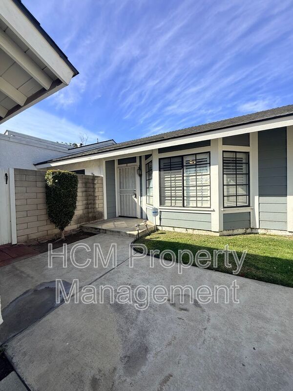 property at 203 N Magnolia Ave