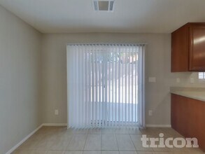 9358 Shawnee Mission Ave in Las Vegas, NV - Building Photo - Building Photo