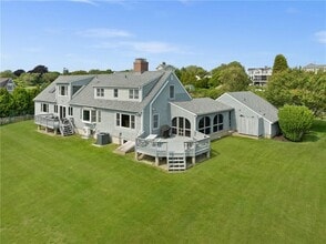 295B Carpenter Dr in South Kingstown, RI - Building Photo - Building Photo