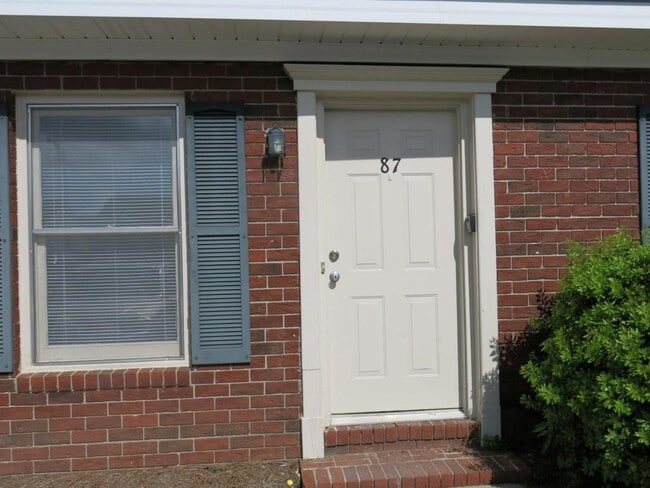 property at 140 Lanier Dr