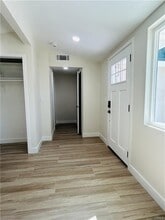 608 S State College Blvd-Unit -608 in Anaheim, CA - Building Photo - Building Photo