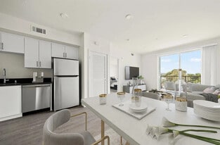 3518 Chesapeake Ave., Los Angeles, CA 90016 in Los Angeles, CA - Building Photo