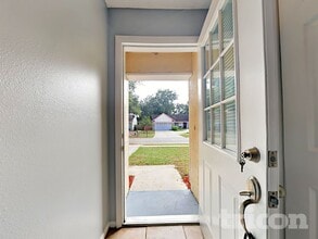 910 Sunridge Point Dr in Seffner, FL - Building Photo - Building Photo