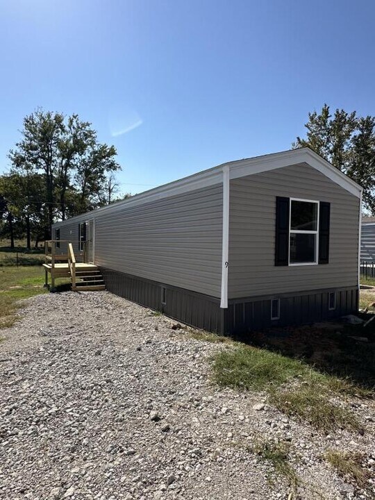 814 S Kern Ave in Okmulgee, OK - Building Photo