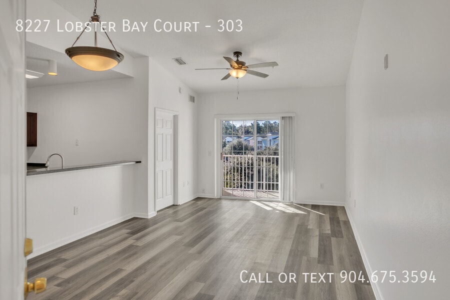 8227 Lobster Bay Ct in Jacksonville, FL - Building Photo