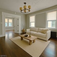 462 Leslie St in Newark, NJ - Foto de edificio - Building Photo