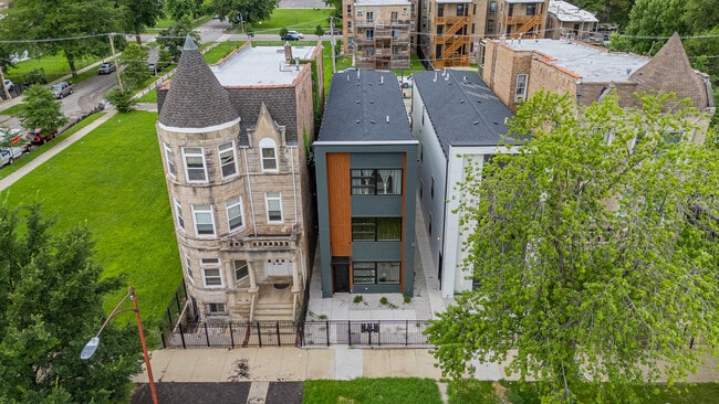property at 5534 S Michigan Ave