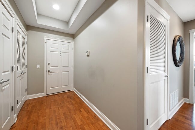 2320 W St Paul Ave in Chicago, IL - Building Photo - Building Photo