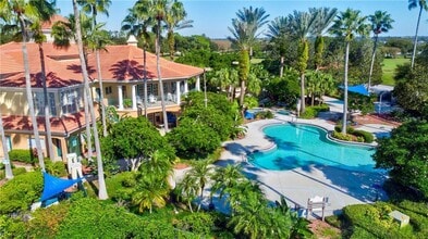 7220 Westpointe Blvd, Unit 1412 in Orlando, FL - Foto de edificio - Building Photo