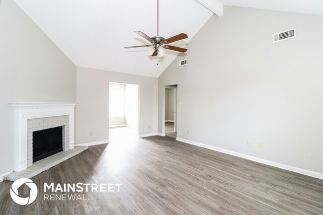 5536 Terri Lynn Cove in Memphis, TN - Foto de edificio - Building Photo