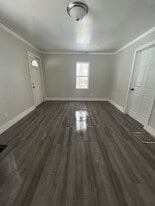 1910 N Johnson St in South Bend, IN - Building Photo