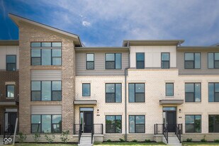 664 Langford St in Carmel, IN - Building Photo