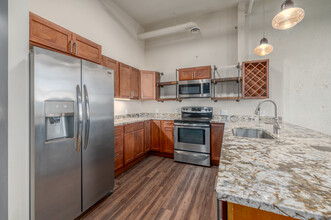 LOFTS of West 9 in Cleveland, OH - Building Photo - Interior Photo