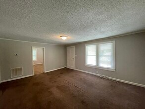 502 S Gray St in Gastonia, NC - Building Photo - Building Photo