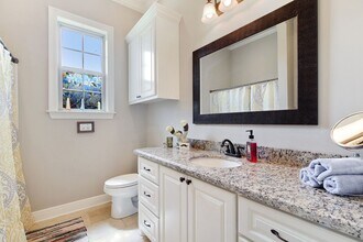 5822 Willow Ridge Dr in Lake Charles, LA - Building Photo - Building Photo