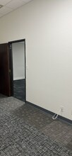 22750 Hawthorne Blvd in Torrance, CA - Building Photo - Building Photo