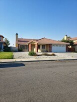 12602 El Dorado Pl in Victorville, CA - Building Photo