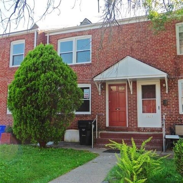 2631 Waldo St in Harrisburg, PA - Building Photo