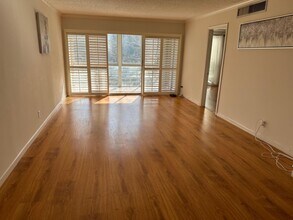 769 Jeffery St, Unit 2-202 in Boca Raton, FL - Building Photo - Building Photo