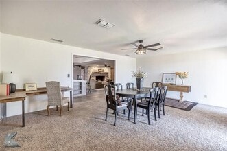 1302 Air Base Rd in Tye, TX - Building Photo - Building Photo