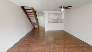 936 E Fairway Dr in Colton, CA - Foto de edificio - Building Photo