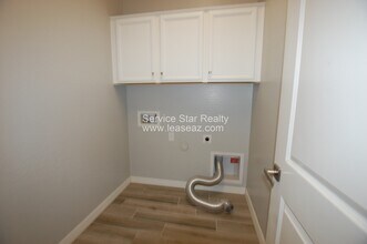 7642 W Glass Ln in Phoenix, AZ - Building Photo - Building Photo