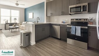 14015 Univ Pass in San Antonio, TX - Building Photo