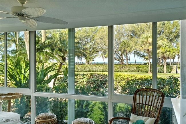 property at 2100 Gulf Shore Blvd N