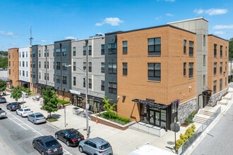 Walbrook Mill Apartments in Baltimore, MD - Foto de edificio - Building Photo