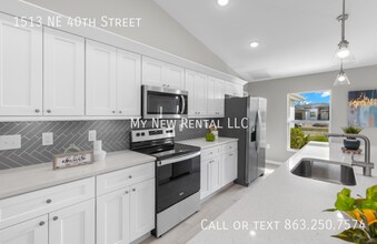 1513 NE 40th St in Cape Coral, FL - Building Photo - Building Photo