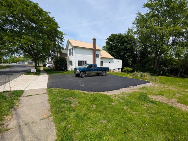 107 5th Ave in Oswego, NY - Building Photo - Building Photo